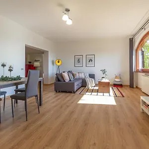  Ferienhaus La Grande Finestra - Con Giardino